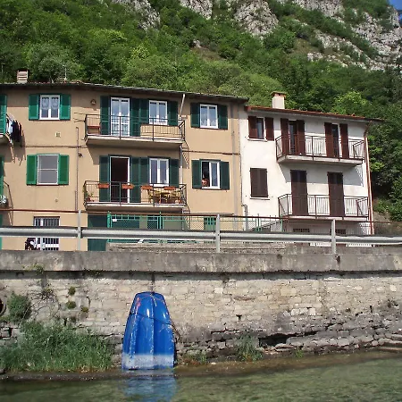 Locazione Turistica Bellavista.1 Apartment Valmadrera